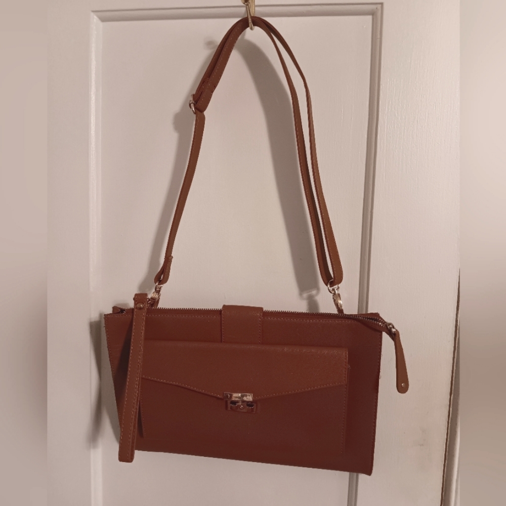 Street Level messenger crossbody bag